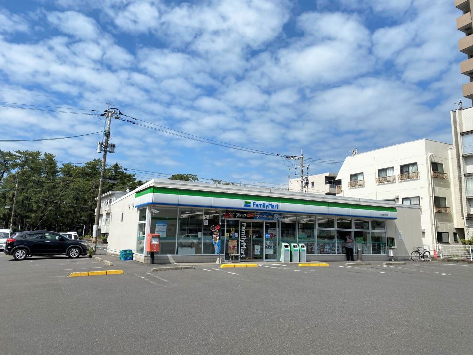 グリーンバードビル コンビニ