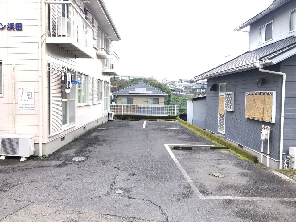 メゾン濵田　 駐車場