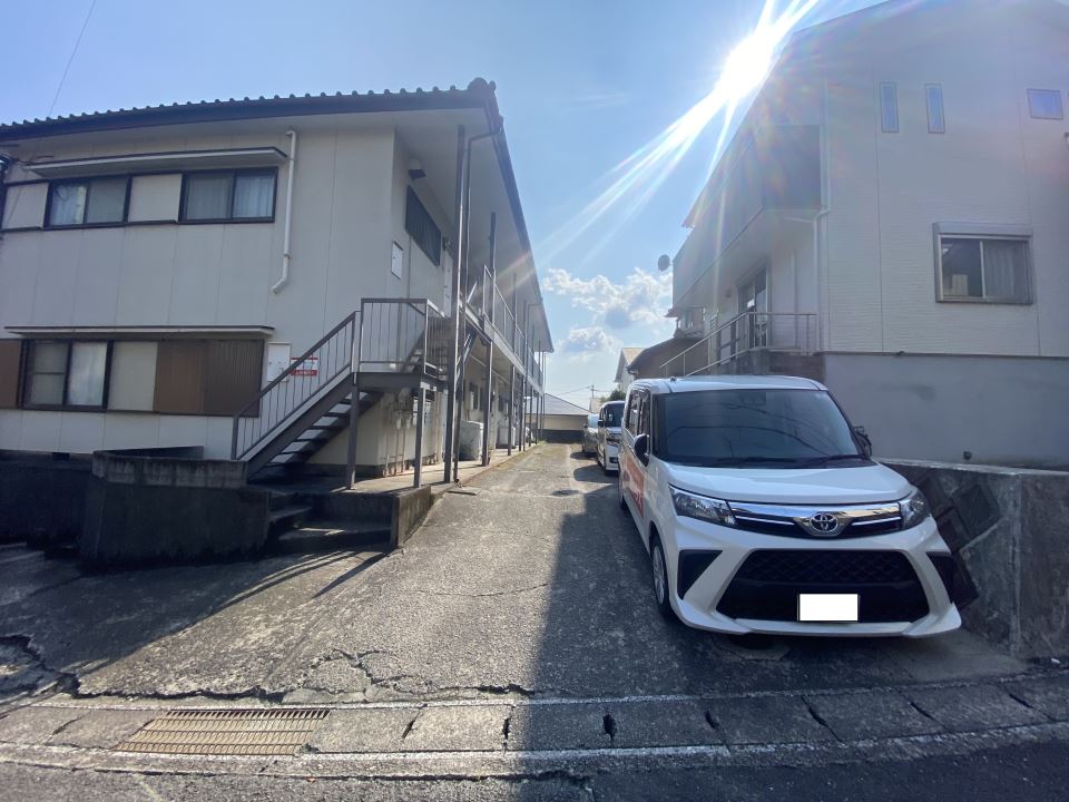 むらさきスカイコーポ 駐車場
