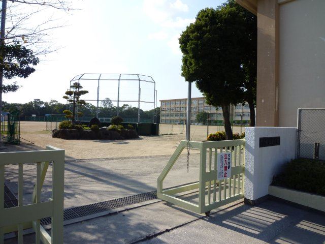 Ｆｌａｔ０６ 中学校
