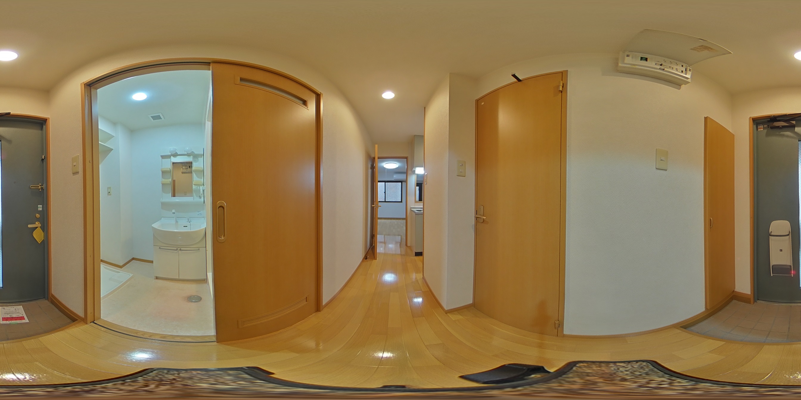 フルール花咲館 玄関