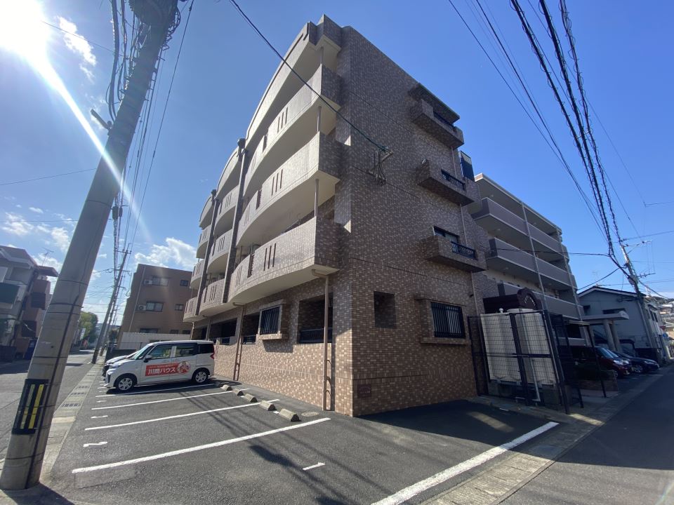 アルテール国料 外観