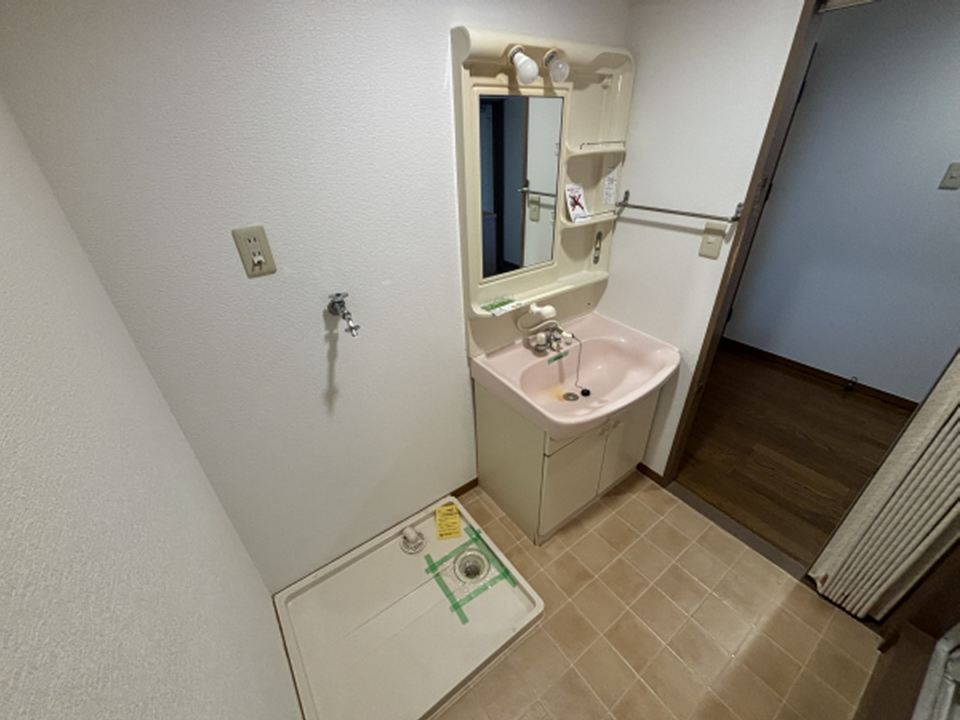 リブェールＴ 洗面所