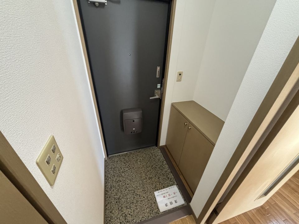 パナホーム宇宿（２ＤＫ） 玄関