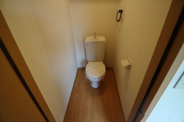 四元ハイツ トイレ