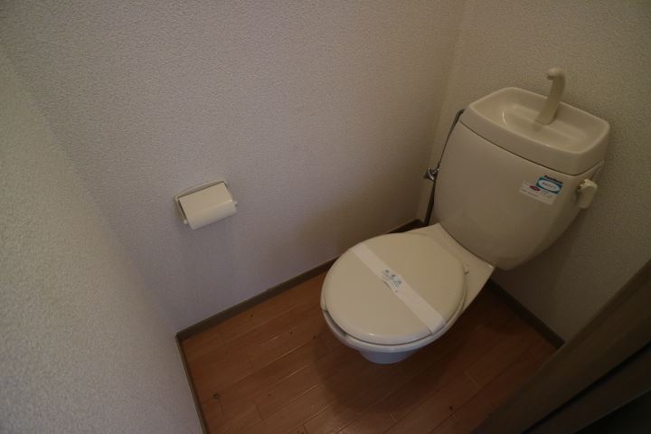 クレールメゾンＣ棟 トイレ
