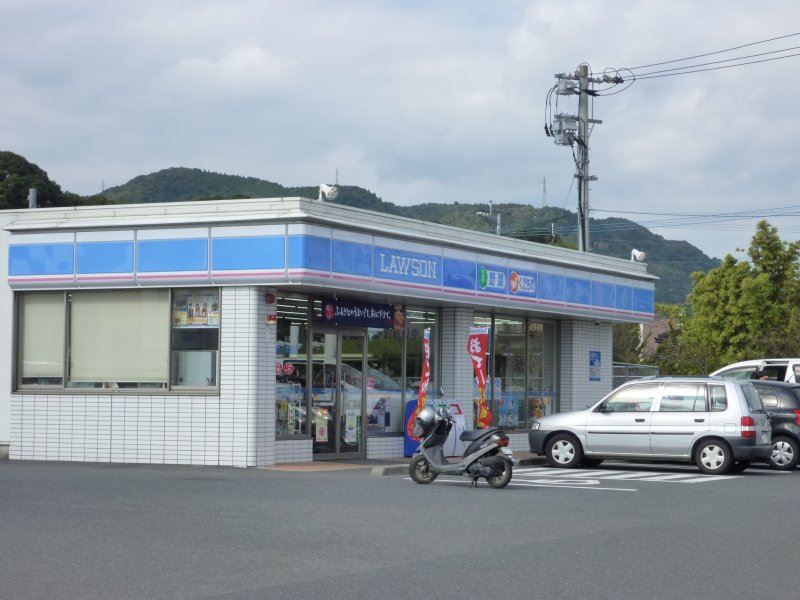 ＬＡ・ＣＥＩＮＥ コンビニ