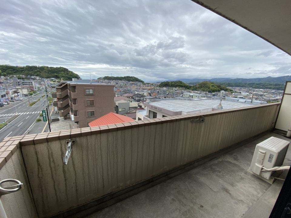 藤崎ビル（中山） ベランダ