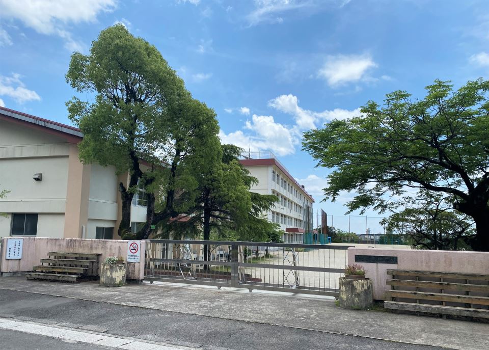 ハイツ星ヶ峯 中学校