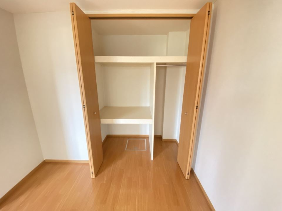 グリーンガーデン中山 収納