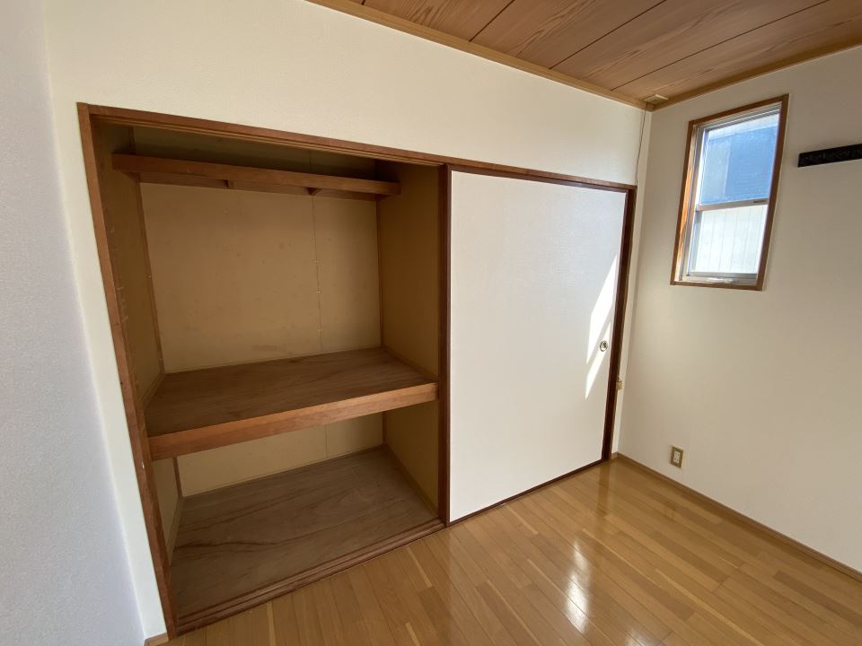 プレジールゆみ 収納