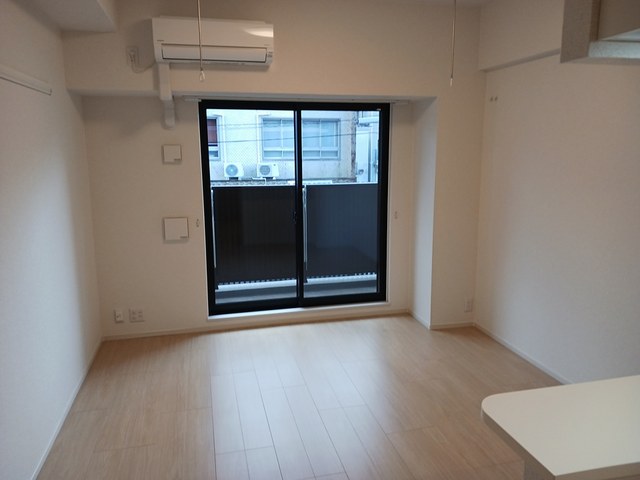 鹿児島県鹿児島市新屋敷町 リビング