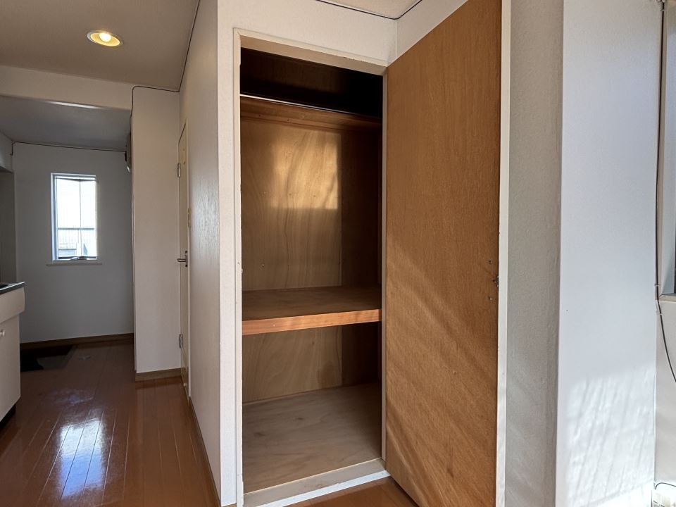 サンライズＢＬＤ 収納