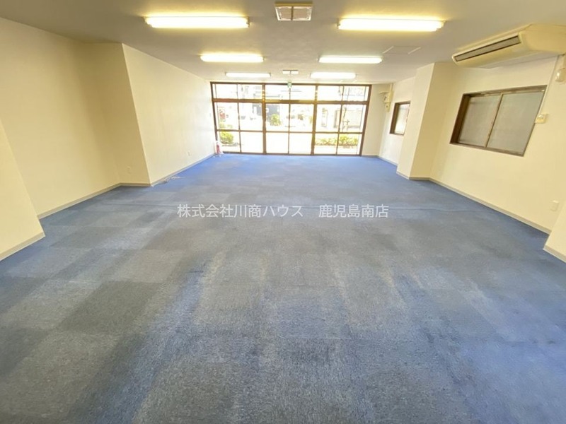 千石ビル（小松原） 駐車場