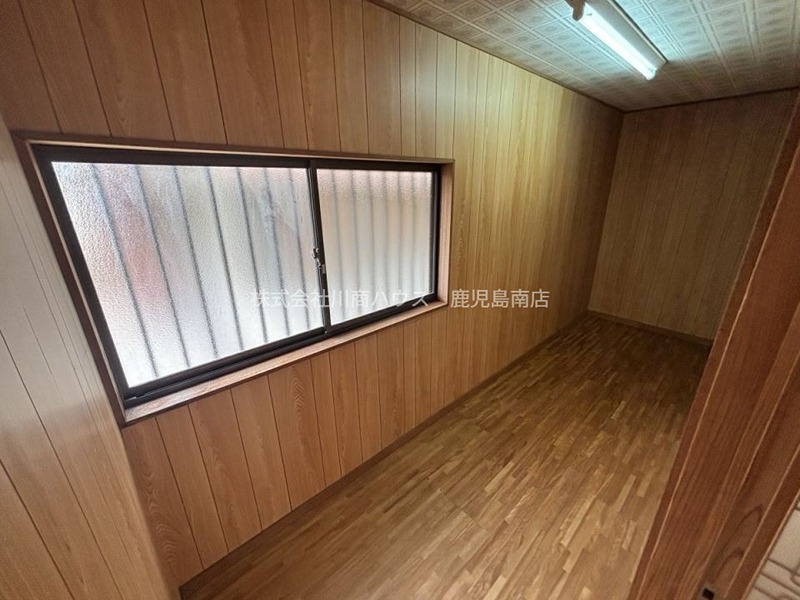 和田２丁目加治屋貸家 玄関