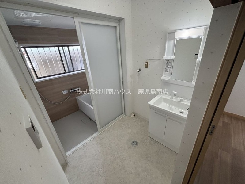 和田２丁目加治屋貸家 洗面所