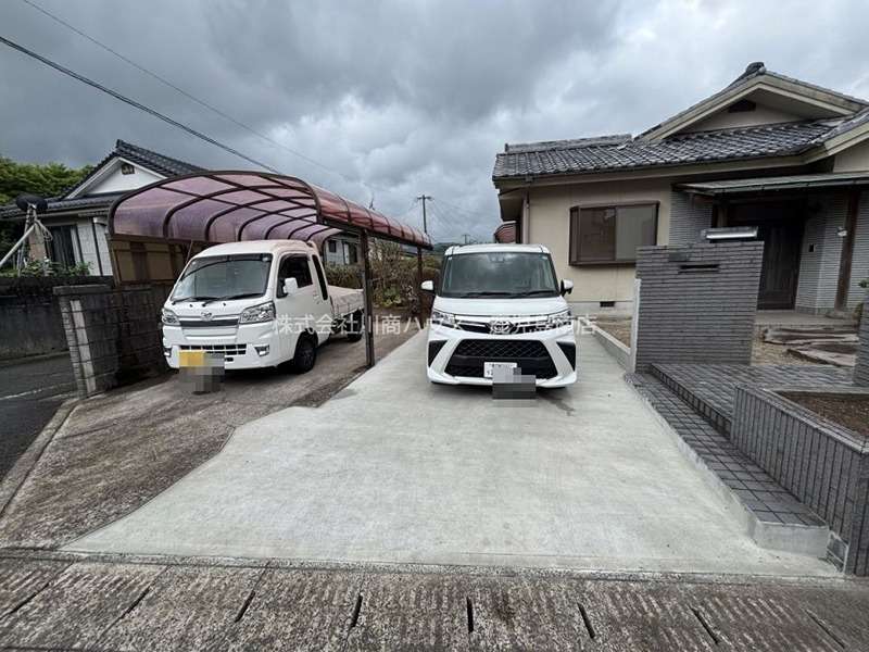 和田２丁目加治屋貸家 駐車場