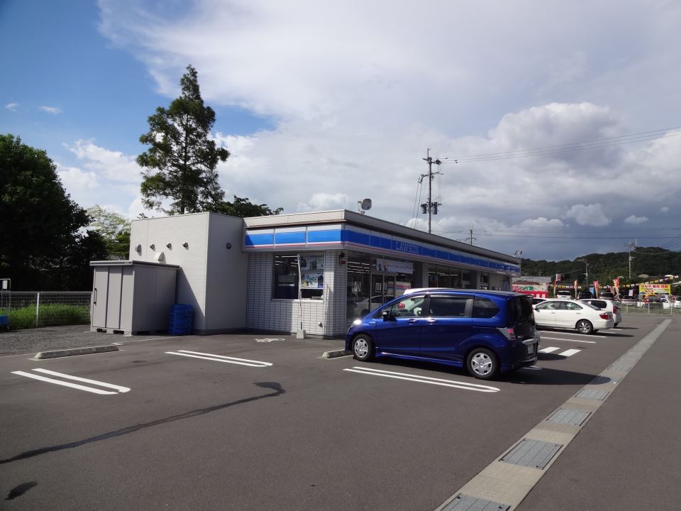 フォレスト中山 コンビニ