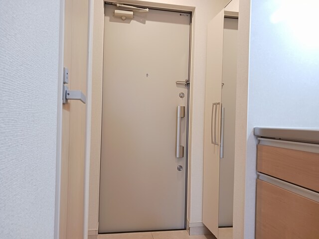 鹿児島県鹿児島市坂之上８丁目 玄関