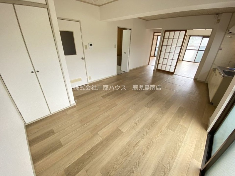 鹿児島県鹿児島市紫原３丁目 リビング