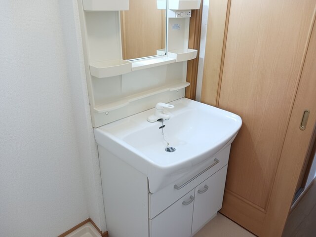 鹿児島県鹿児島市山田町 洗面所