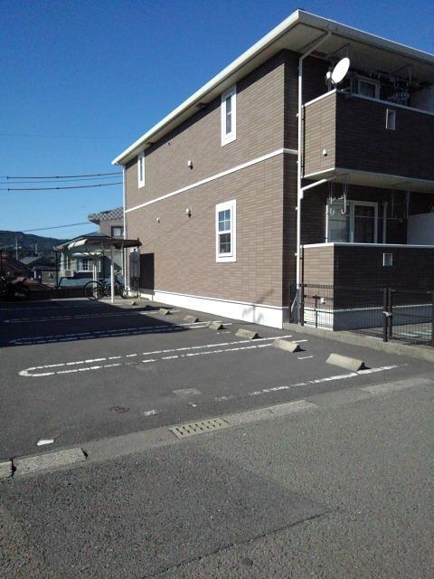 鹿児島県鹿児島市中山２丁目 駐車場