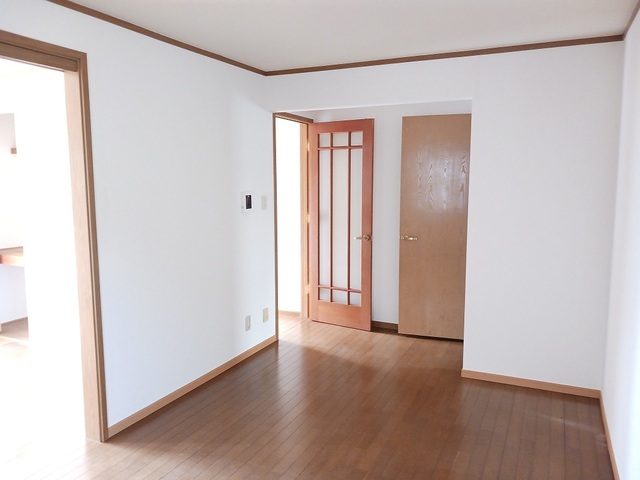 鹿児島県鹿児島市桜ヶ丘１丁目 リビング