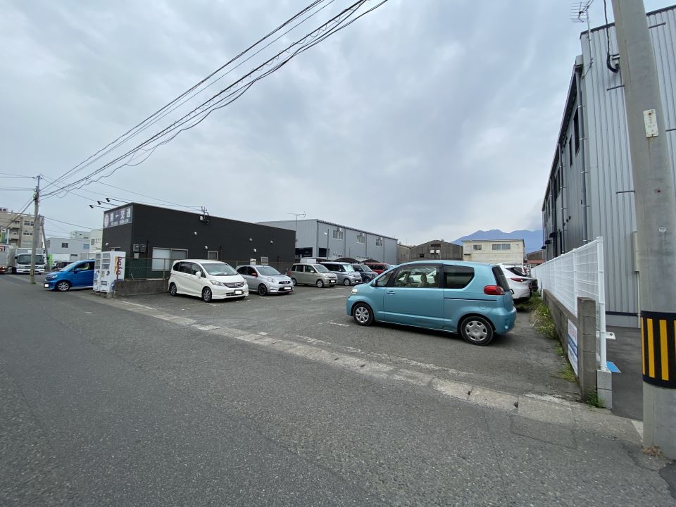 オート・スクウェアー錦江町 駐車場