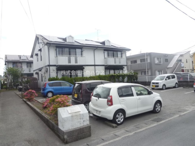 セジュールステラB棟 駐車場