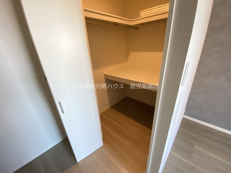 シャーメゾン谷山駅前 収納