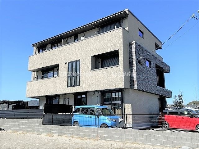 シャーメゾン谷山駅前 外観