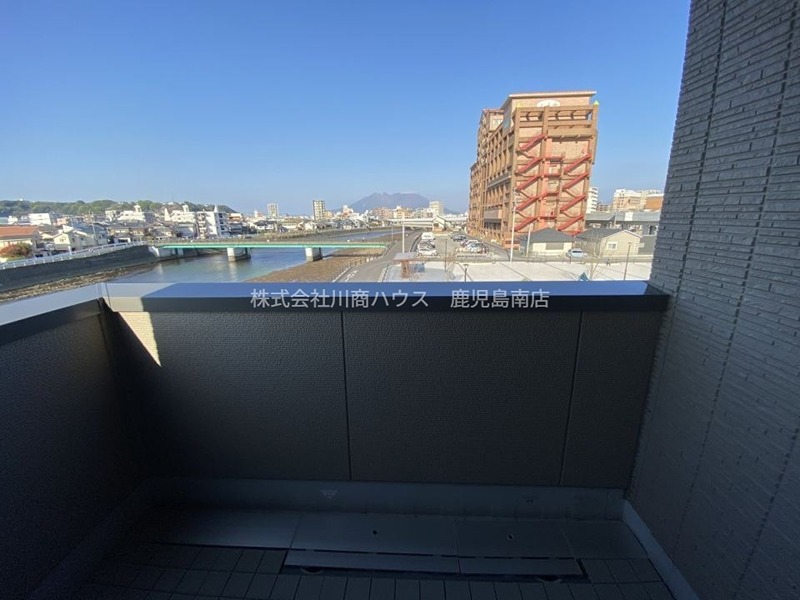 シャーメゾン谷山駅前 眺望