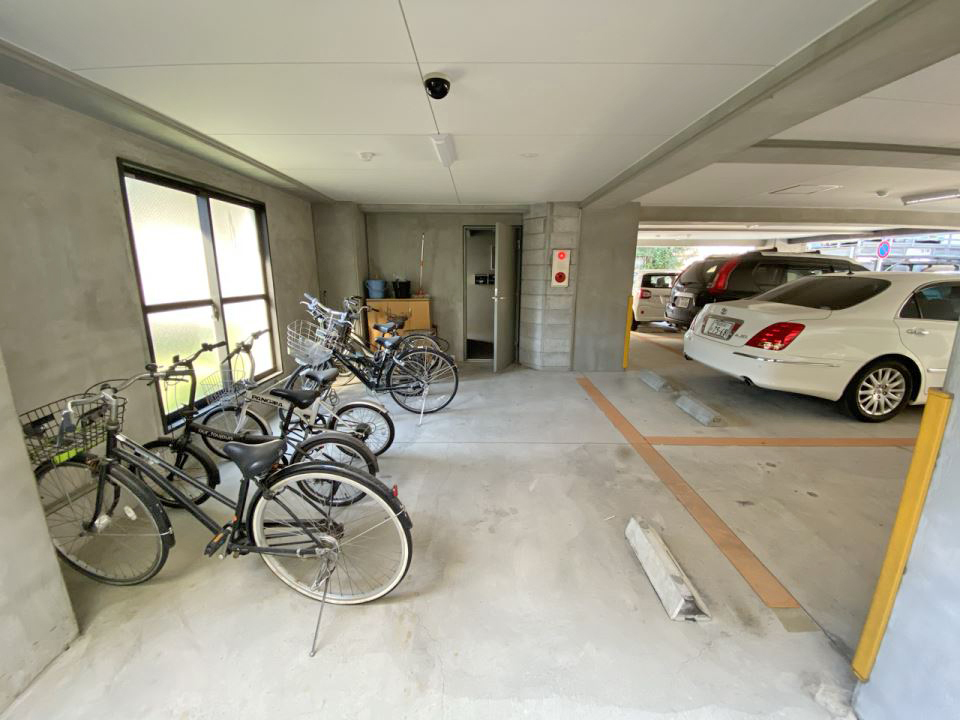 パームツウィン 駐車場