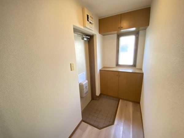 ルネッサンス木元 玄関