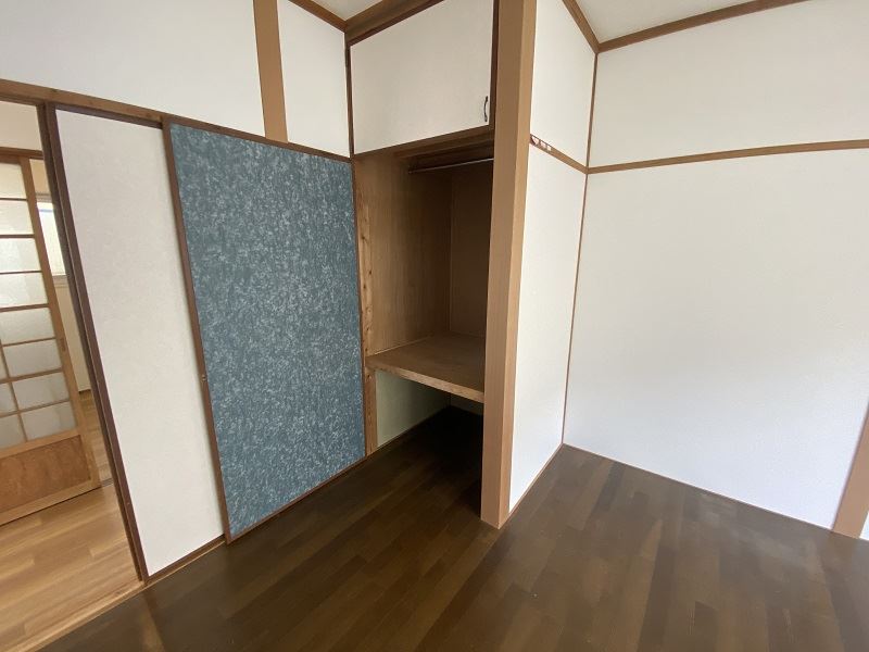 吉野町藤田貸家 収納