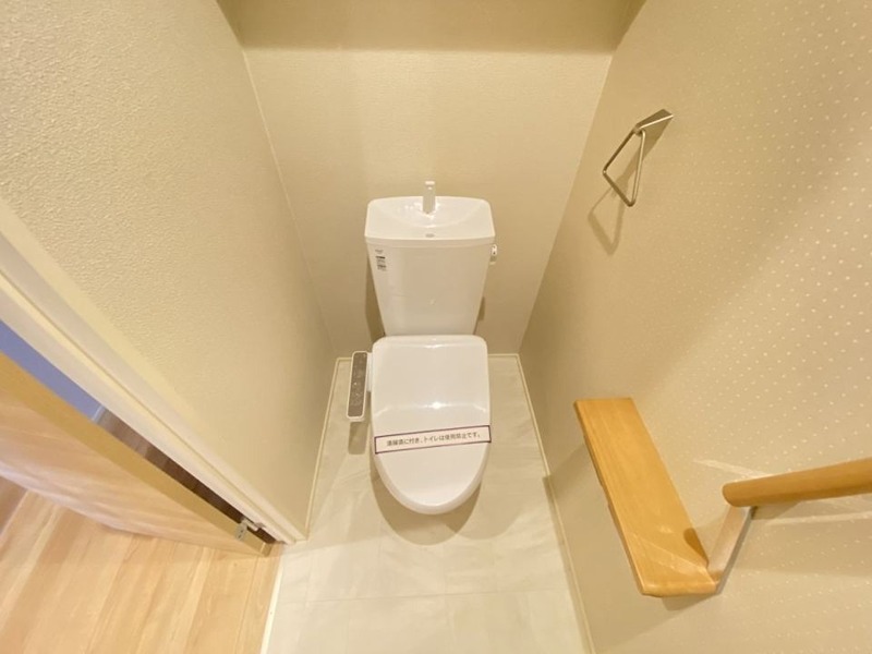 シャーメゾン日之出 トイレ