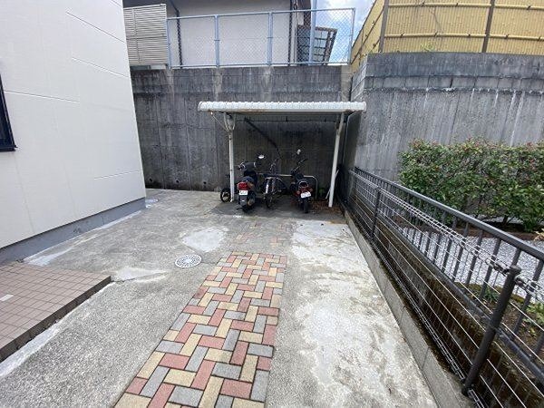 アクア 駐車場