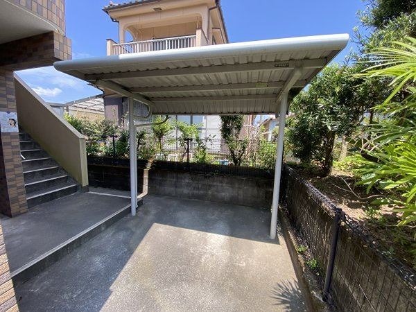 エクセル桜ヶ丘Ⅱ 駐車場