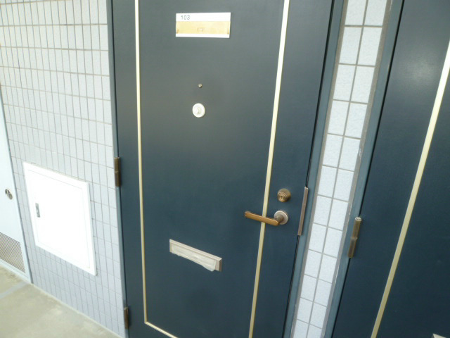 曙町KYハイツ 玄関