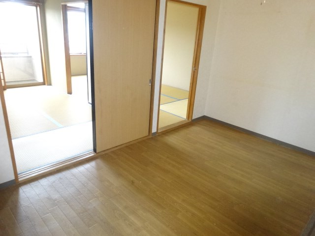 ロイヤルレジデンス六暮 キッチン