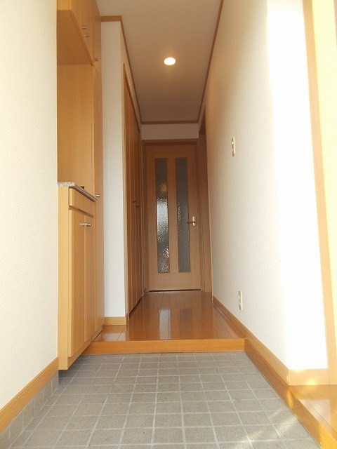 グランデュールB 玄関