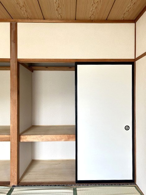 コーポホワイト 収納