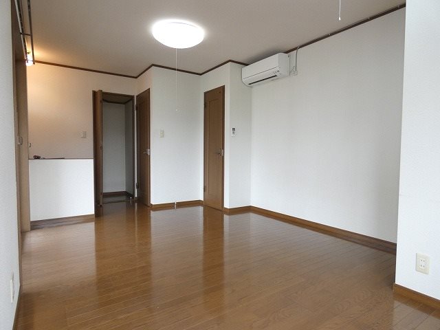 川北ハイツ ベッドルーム