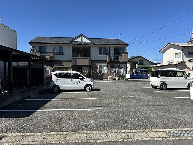 サンフレグランス和Ｓ 駐車場