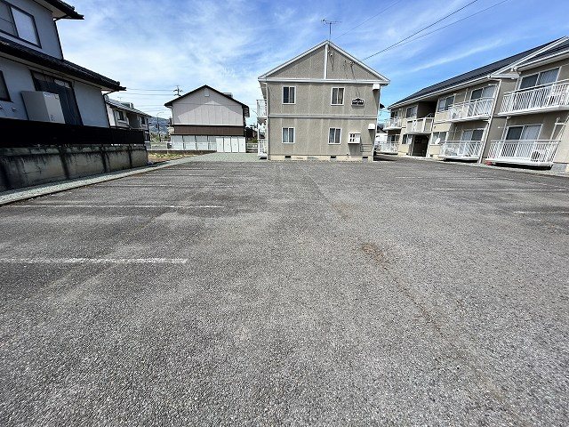 フロリヤードひらばやしB 駐車場