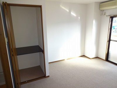ダリヤビル 収納