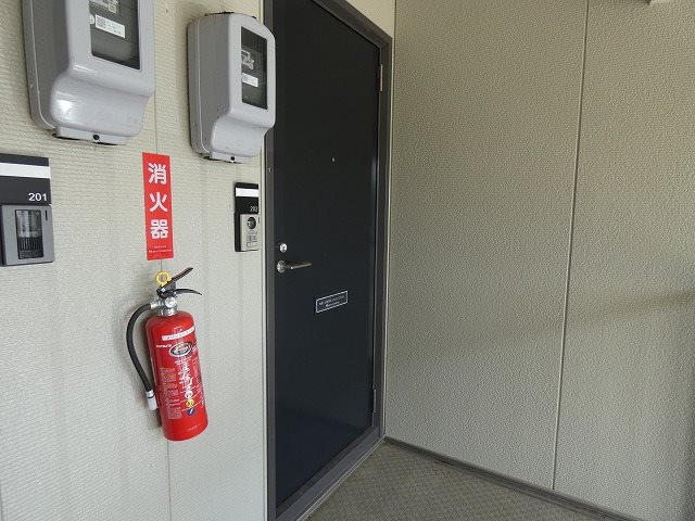 メゾンルミエールＡ エントランス