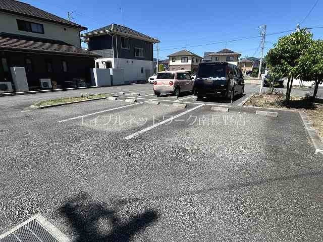 ウィズライフ　Ｂ 駐車場