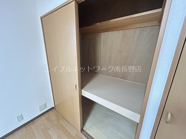サープラス　ブライト 収納
