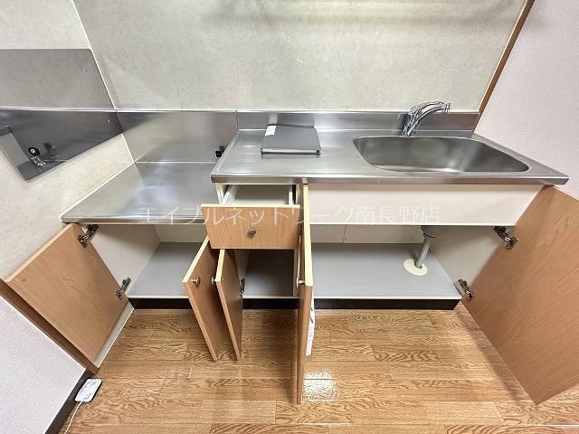 サープラス　ブライト 収納